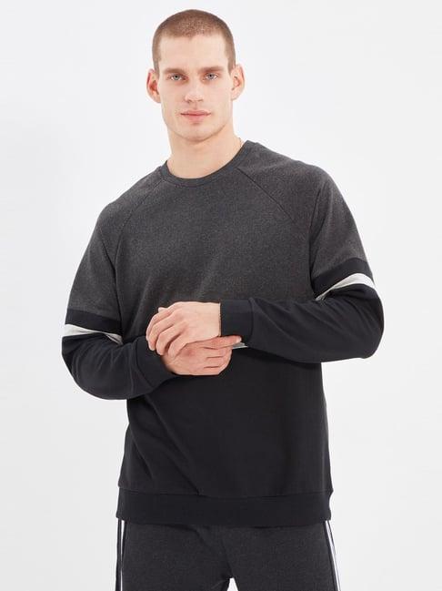 trendyol anthracite & black regular fit colour block sweatshirt