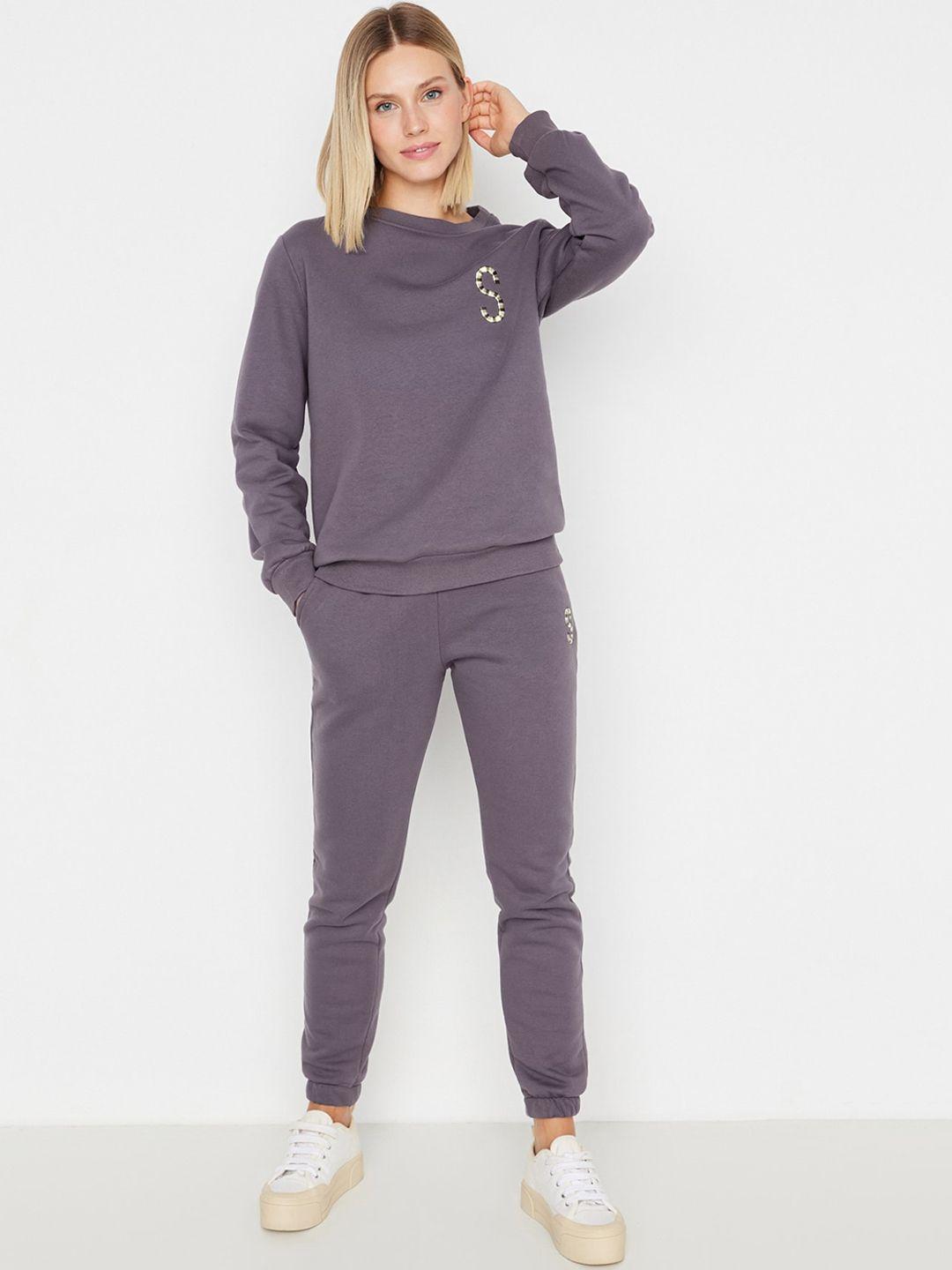 trendyol embroidered round neck tracksuits