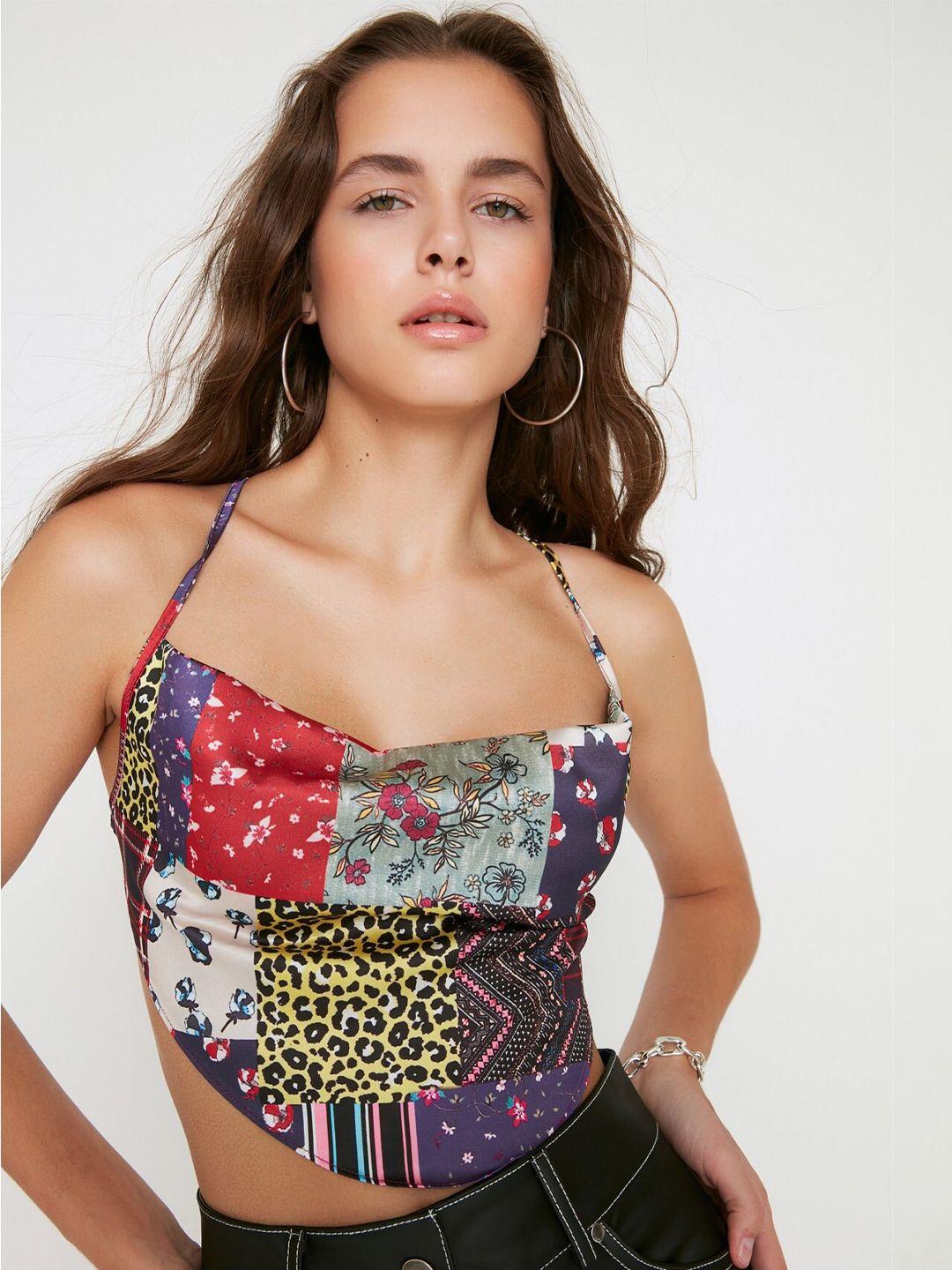 trendyol floral printed crop top