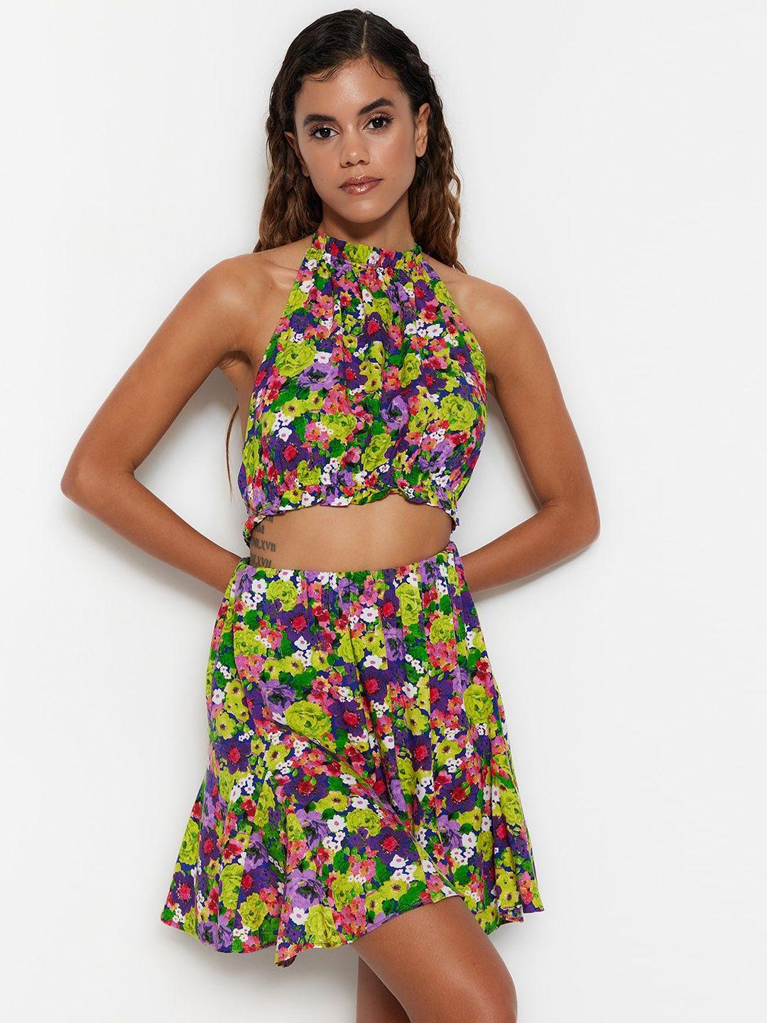 trendyol floral printed halter neck crop top & skirt