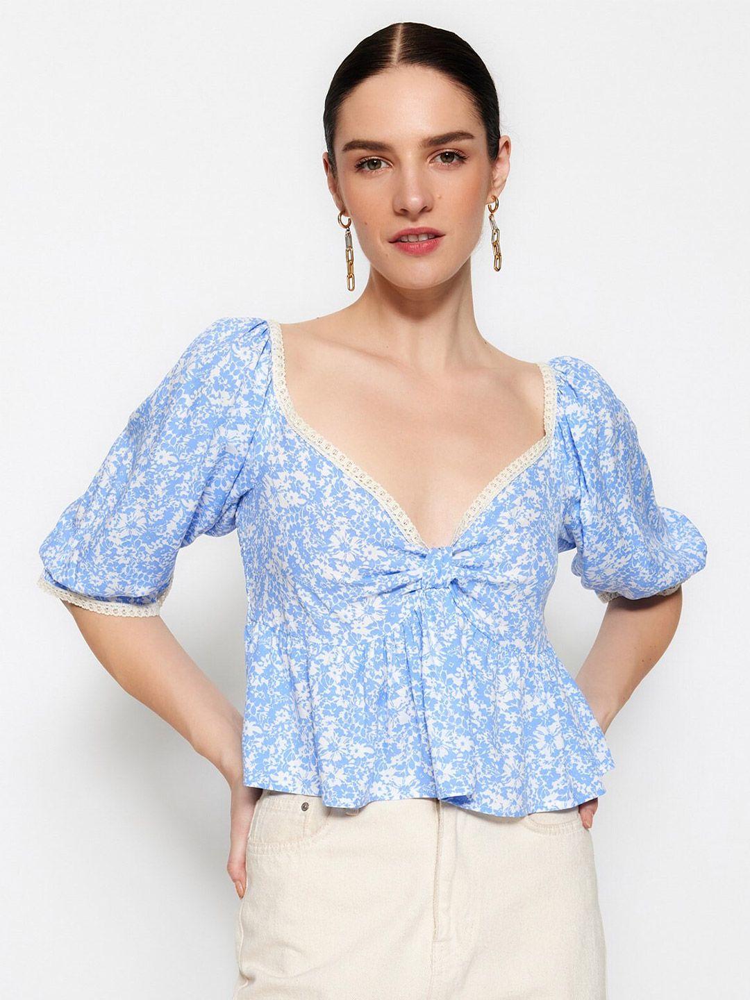 trendyol floral printed sweetheart puff sleeve peplum top