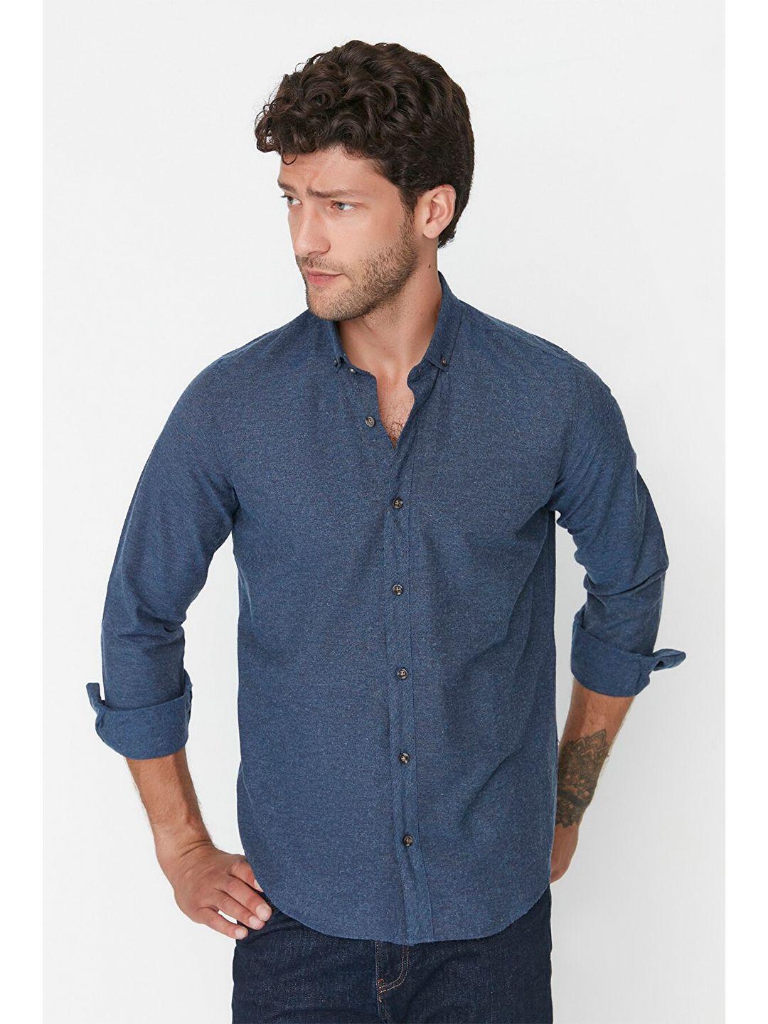 trendyol men blue solid casual shirt