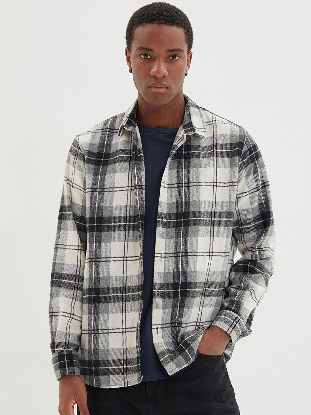 trendyol men grey tartan checked casual regular fit shirt