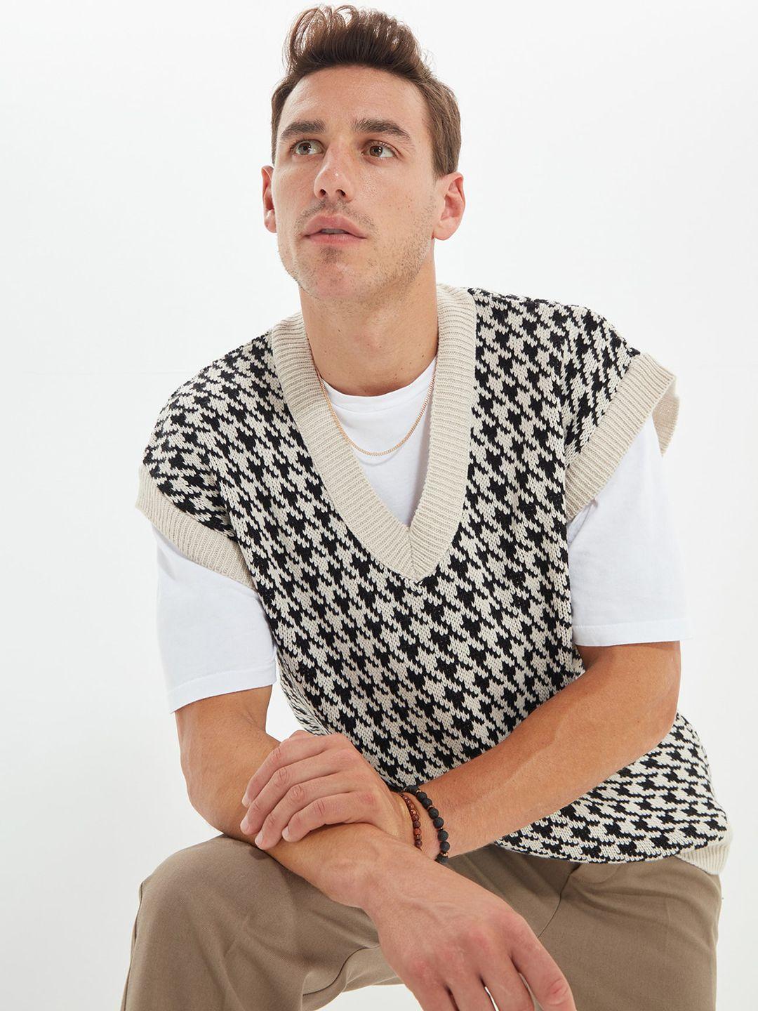 trendyol printedacrylic  v-neck sweater vest