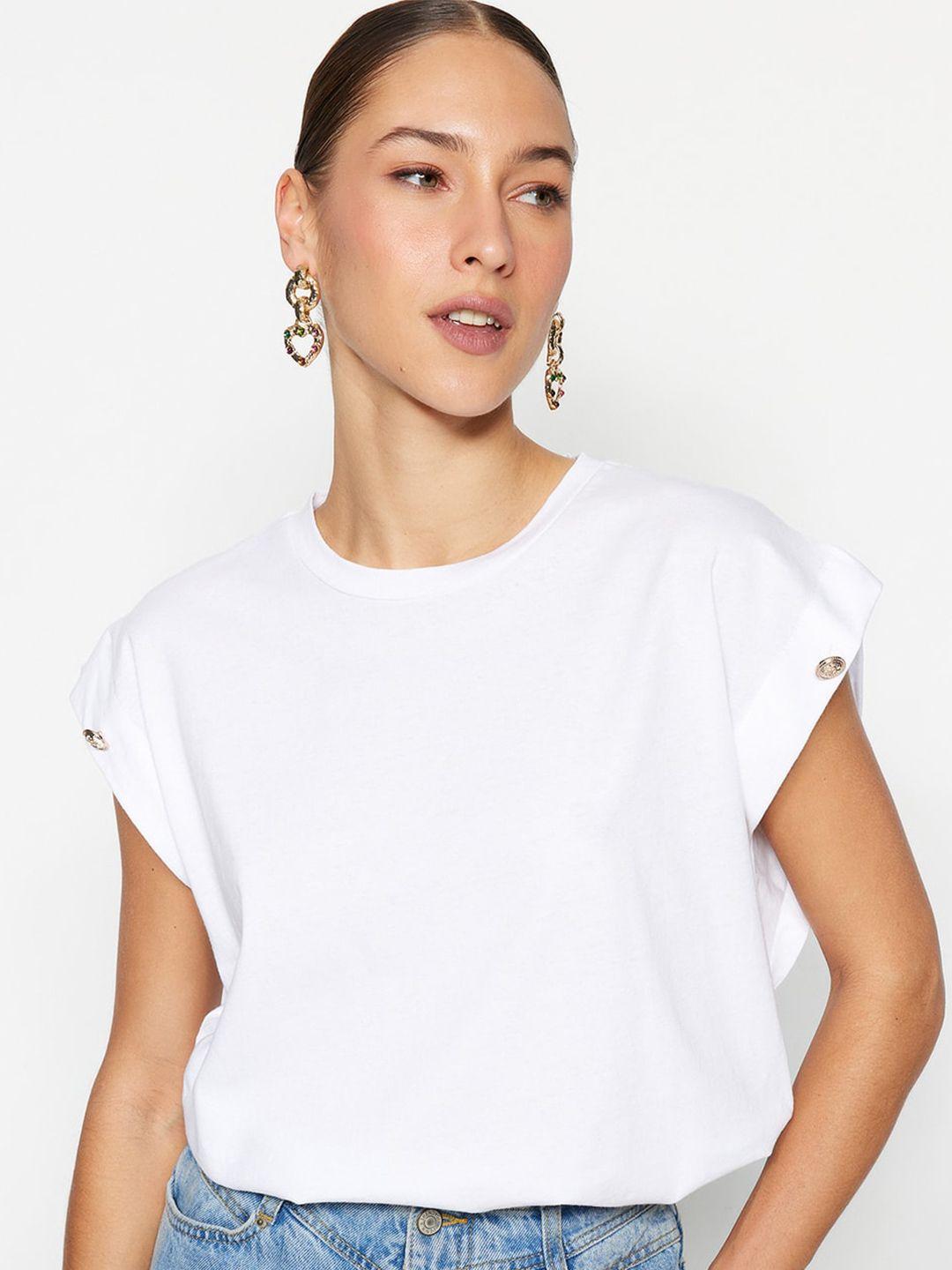 trendyol round neck cotton regular fit t-shirt