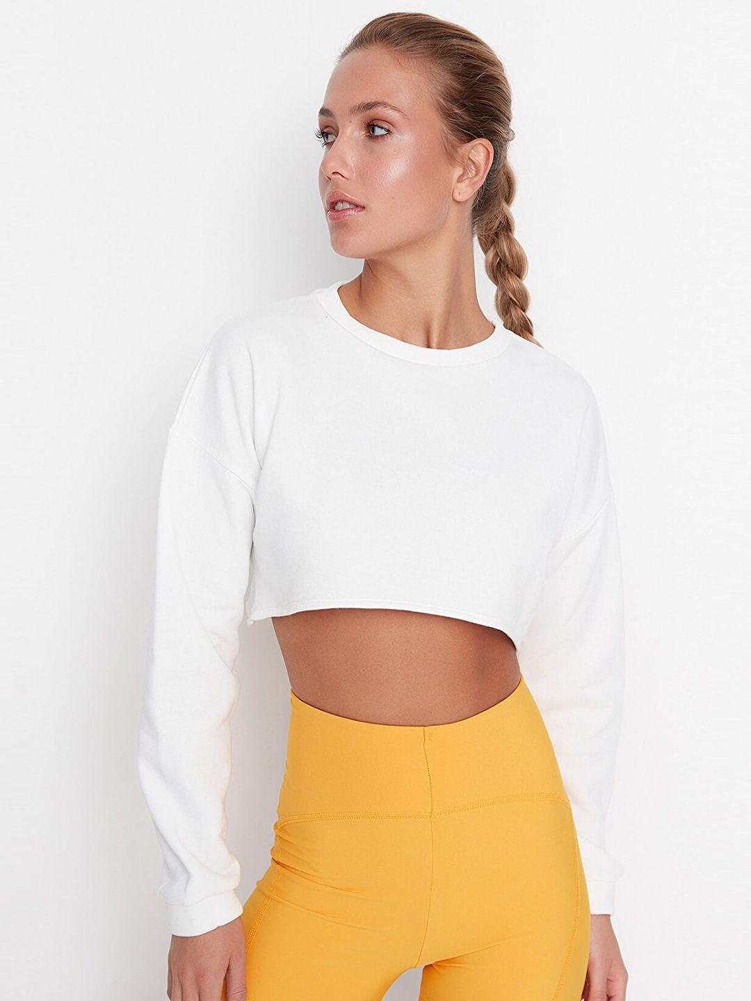 trendyol round neck long sleeves boxy crop top