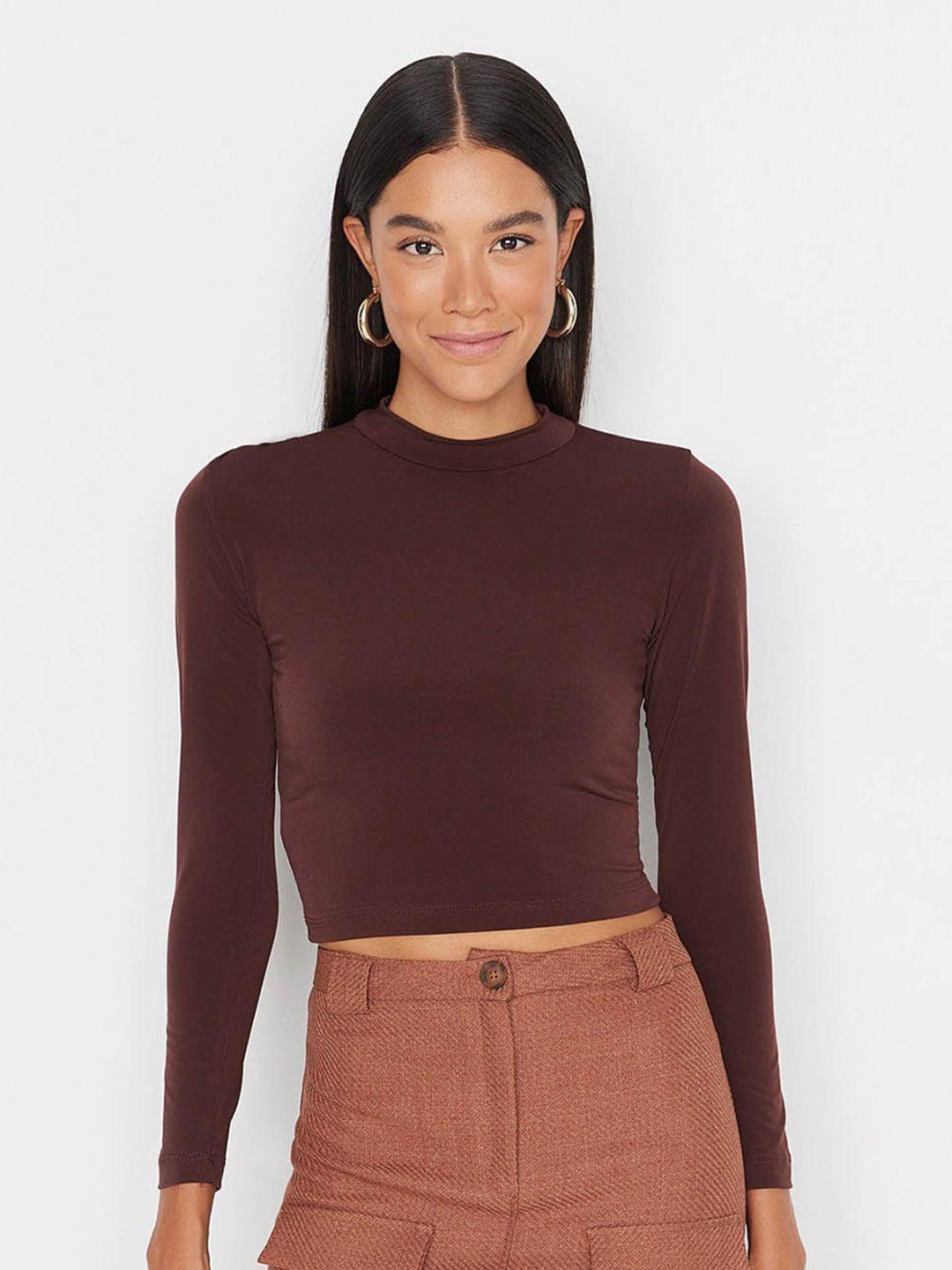 trendyol round neck long sleeves crop fitted top