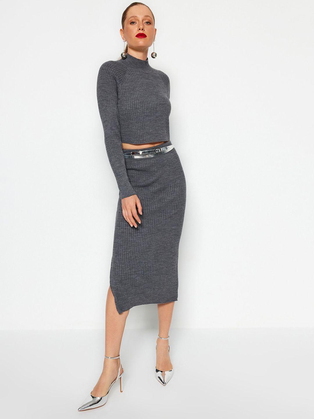 trendyol self-design high neck top with skirts