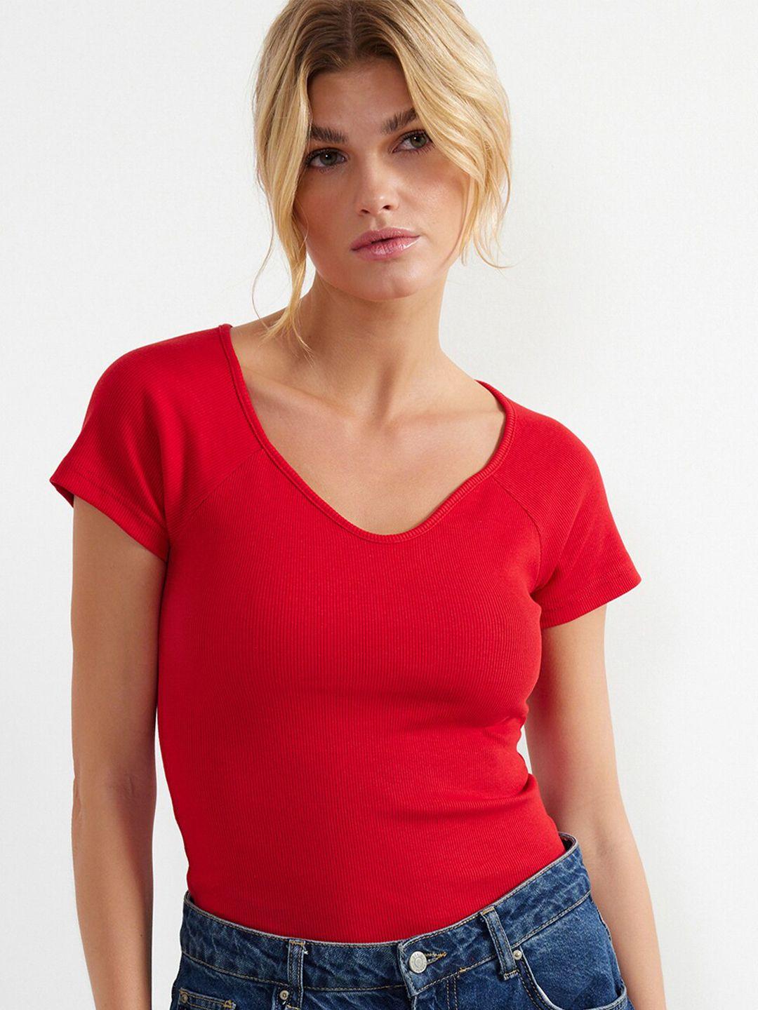 trendyol v-neck fitted top