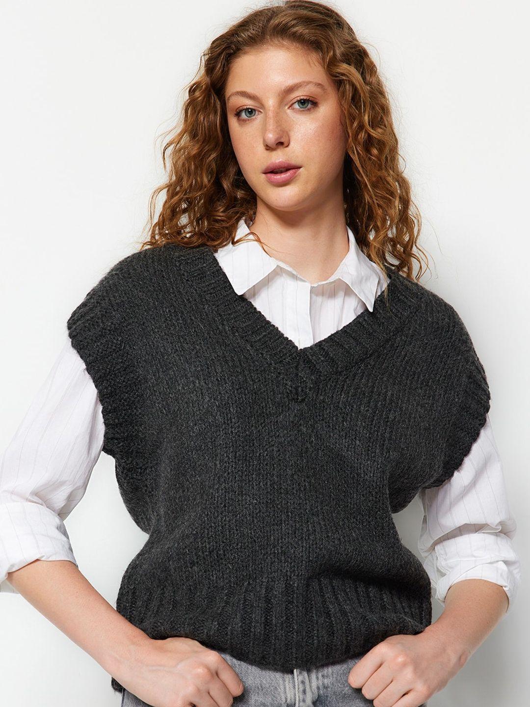 trendyol v-neck sweater vest