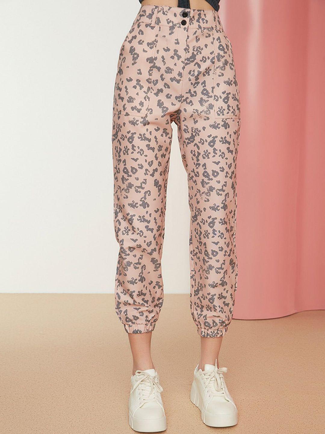 trendyol women beige & black animal printed joggers trousers