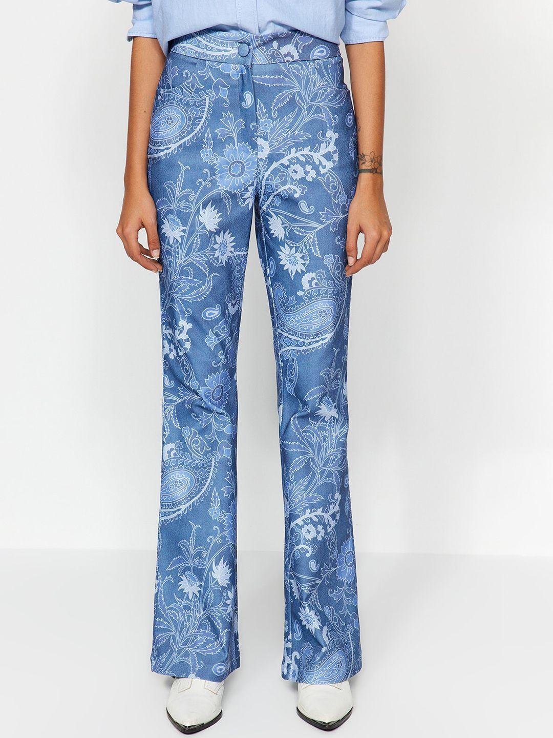 trendyol women mid-rise floral printed trousers