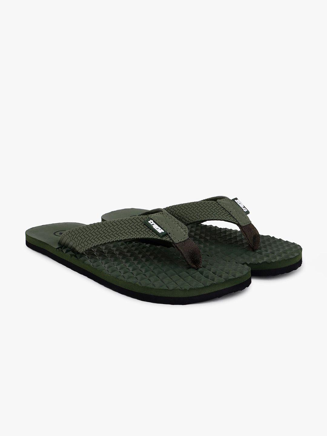 trenz men crystal textured thong flip-flops