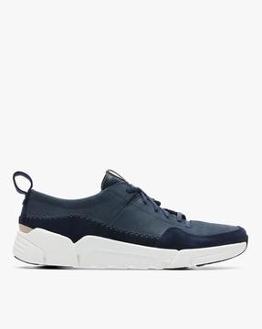 triactive run panelled lace-up shoes