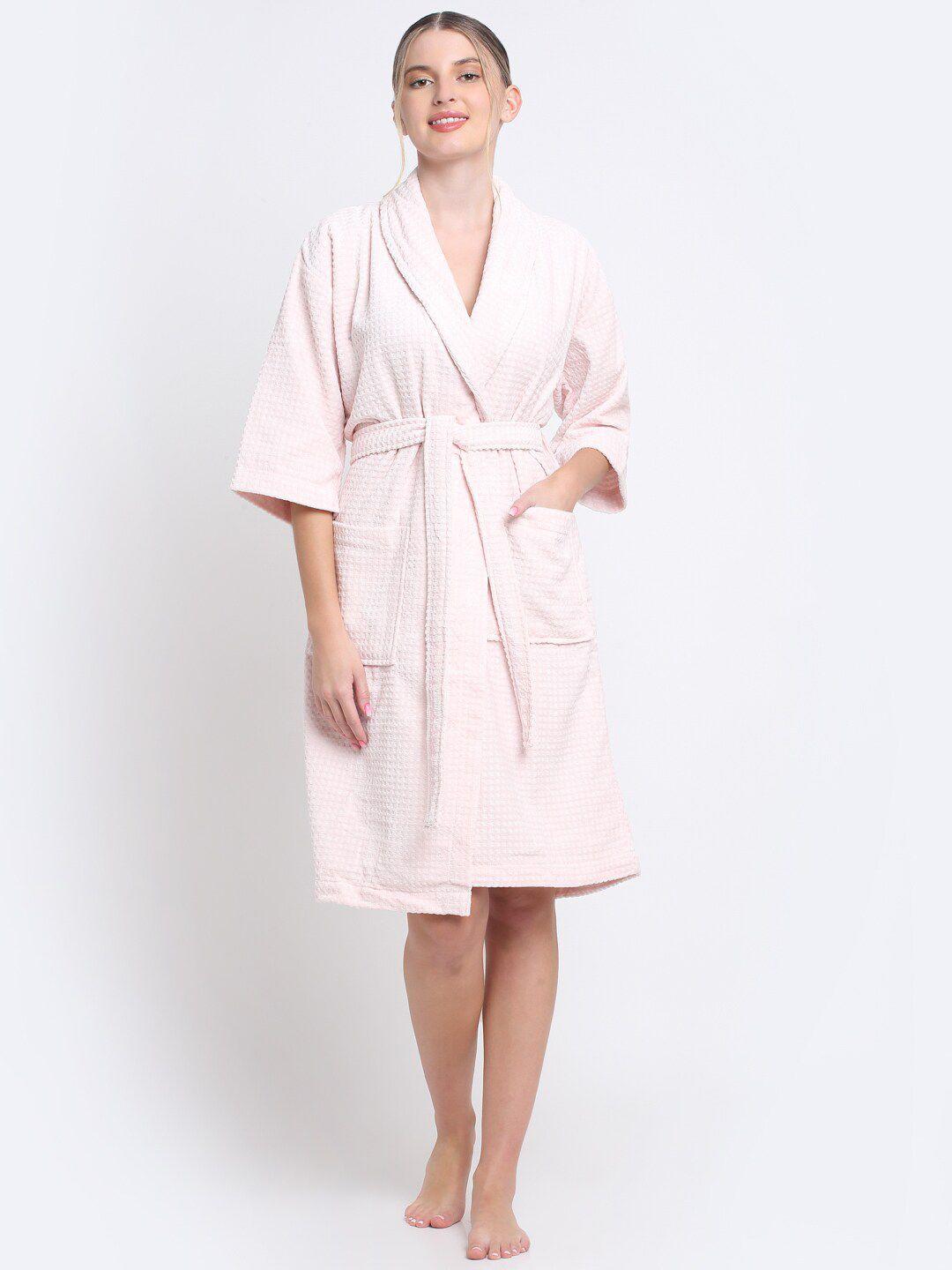 trident bliss pink self design bath robe