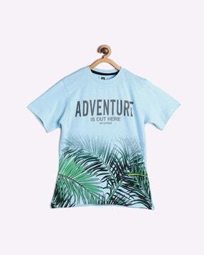 tropical-print-crew-neck-t-shirt