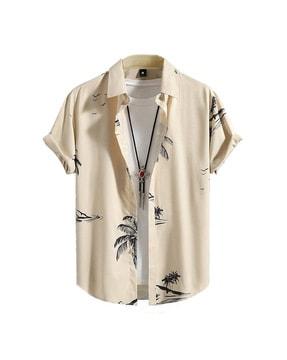 tropical print shirt with spread-collar