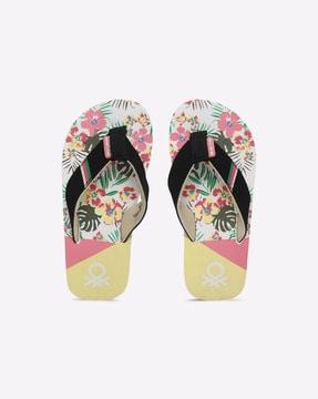 tropical print thong-strap flip-flops