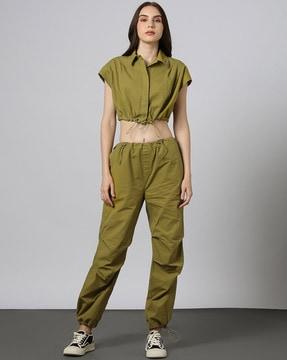 trousers with bungee cord at detail