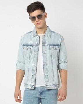 trucker jacket with flap pockets