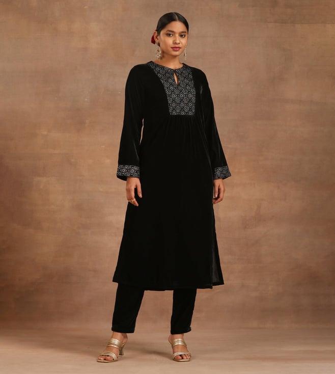 truebrowns black velvet embroidered kurta