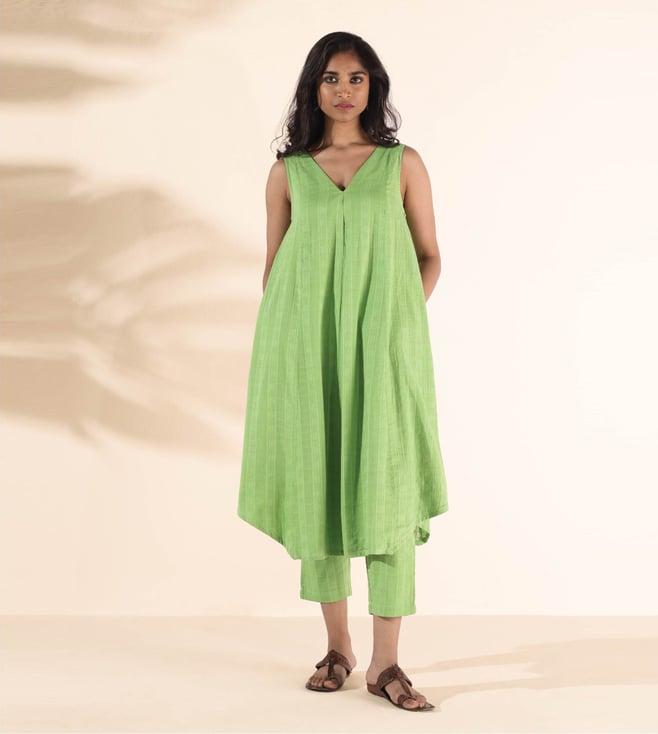 truebrowns bright green malang cotton dobby sleeveless kurta with pant