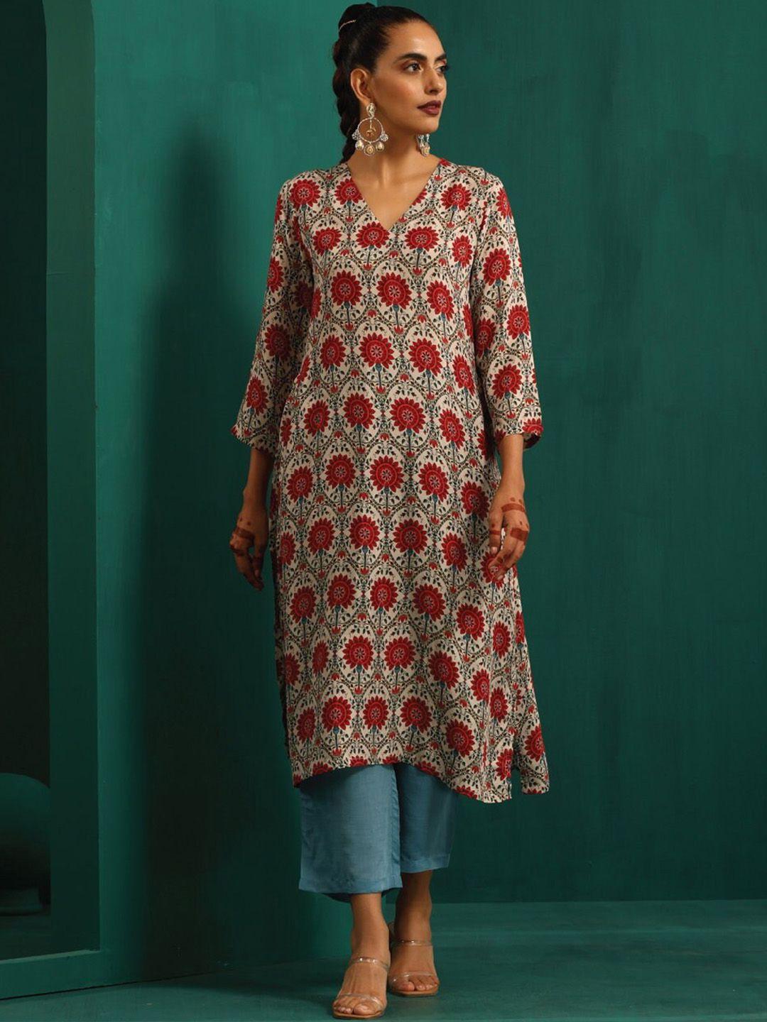 truebrowns floral printed v-neck kurta with trousers