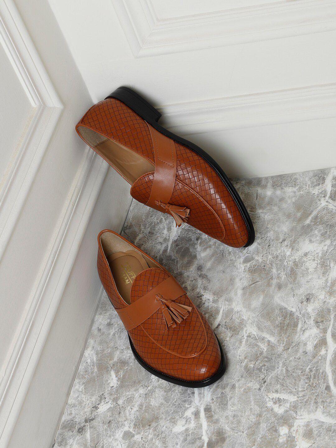 truffle collection men textured loafers