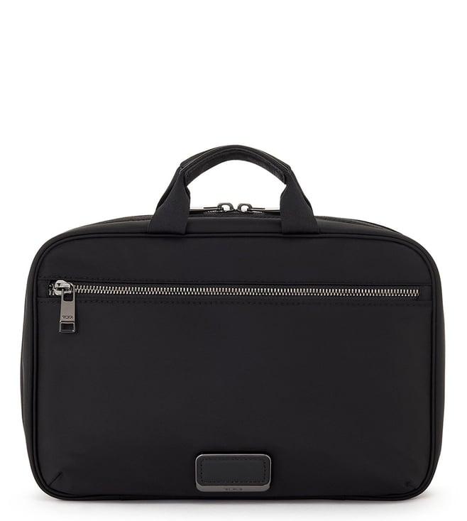 tumi black voyageur madeline medium pouch