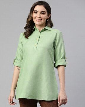 tunic with spread collar