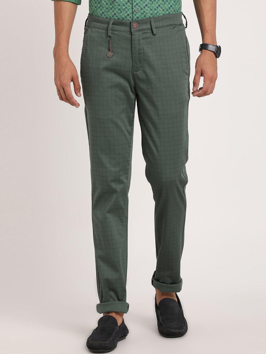 turtle men mid-rise checked relaxed tapered fit trousers