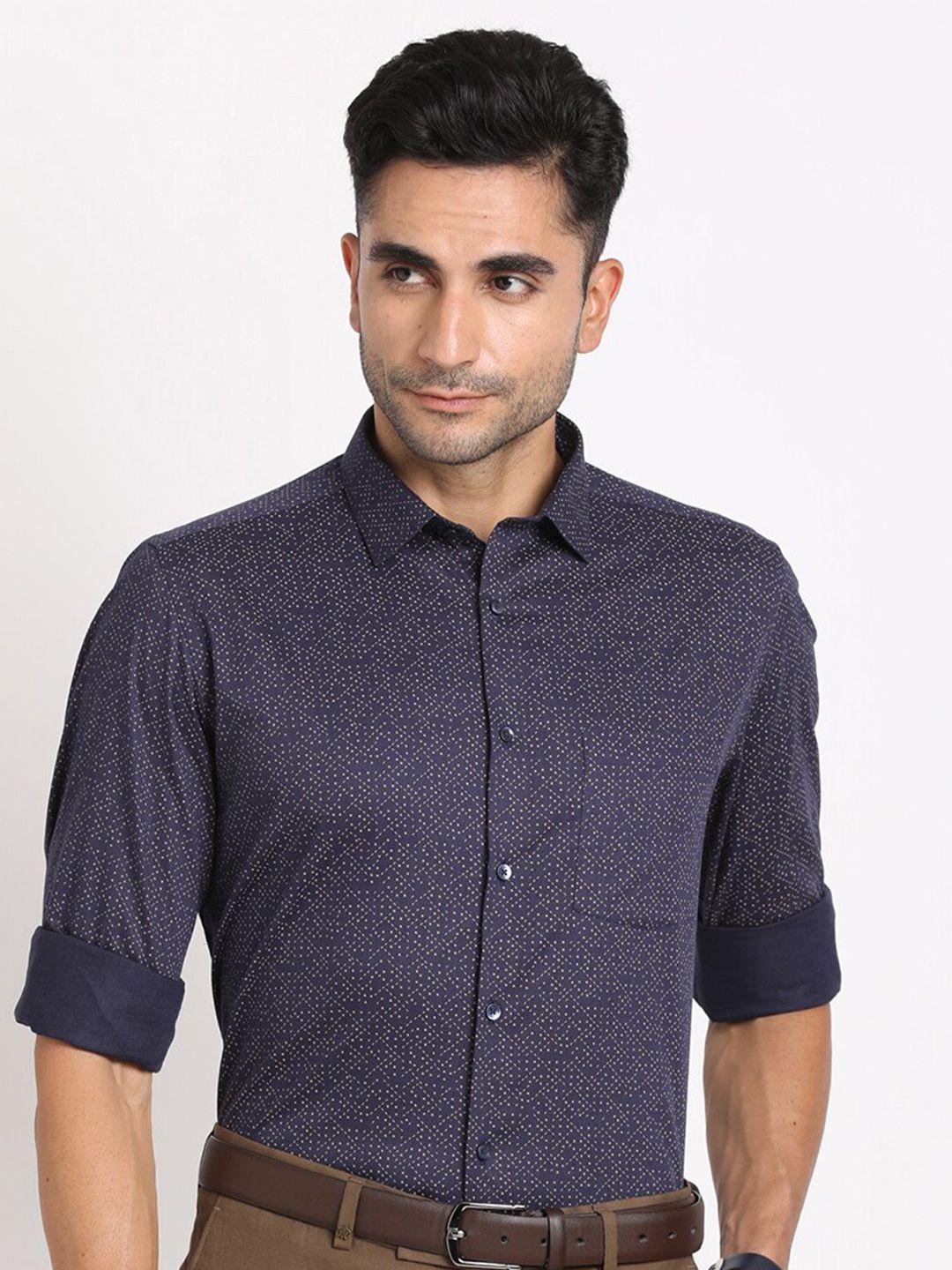 turtle men standard opaque printed formal shirt