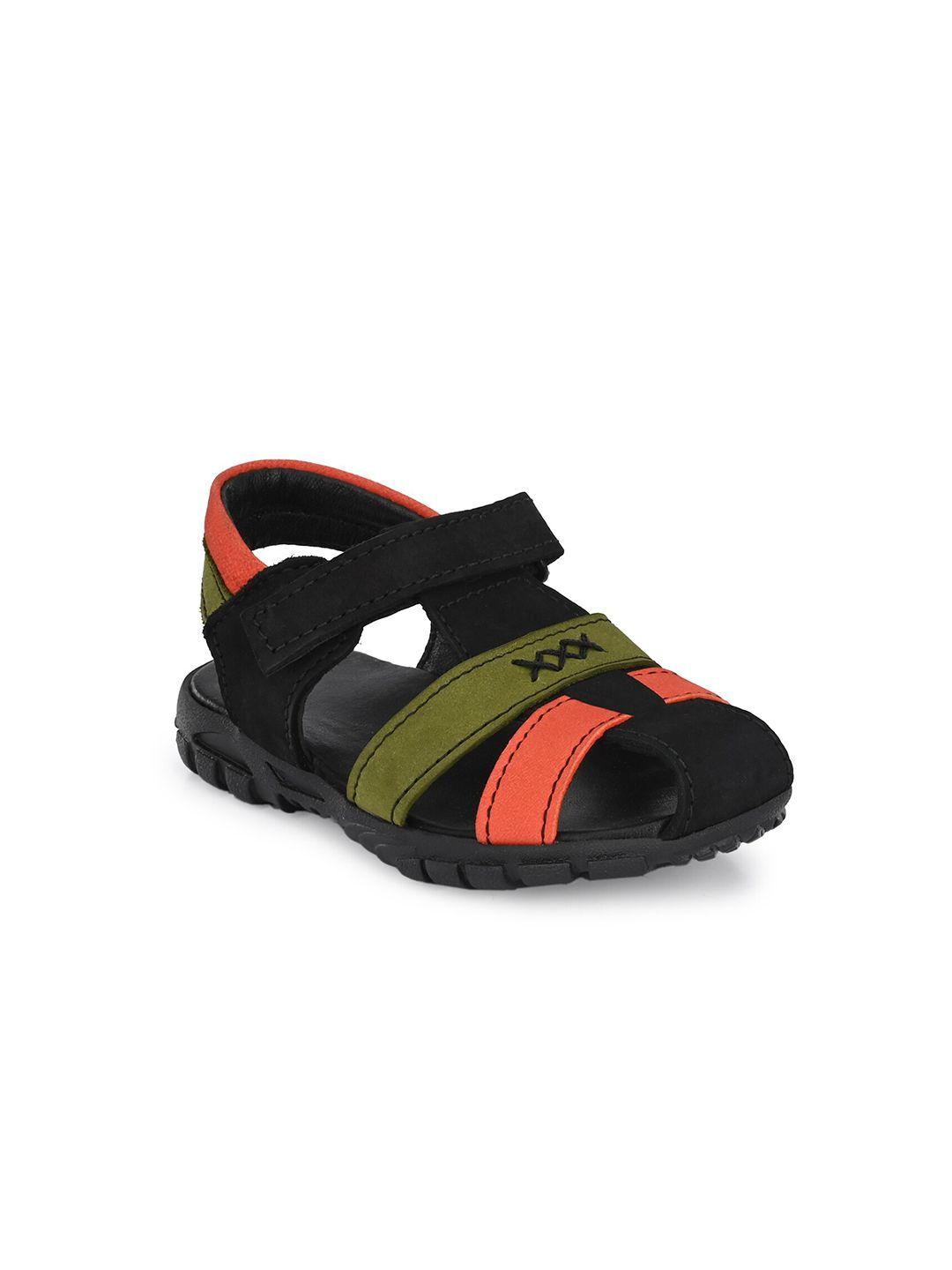 tuskey-boys-black-&-green-comfort-sandals
