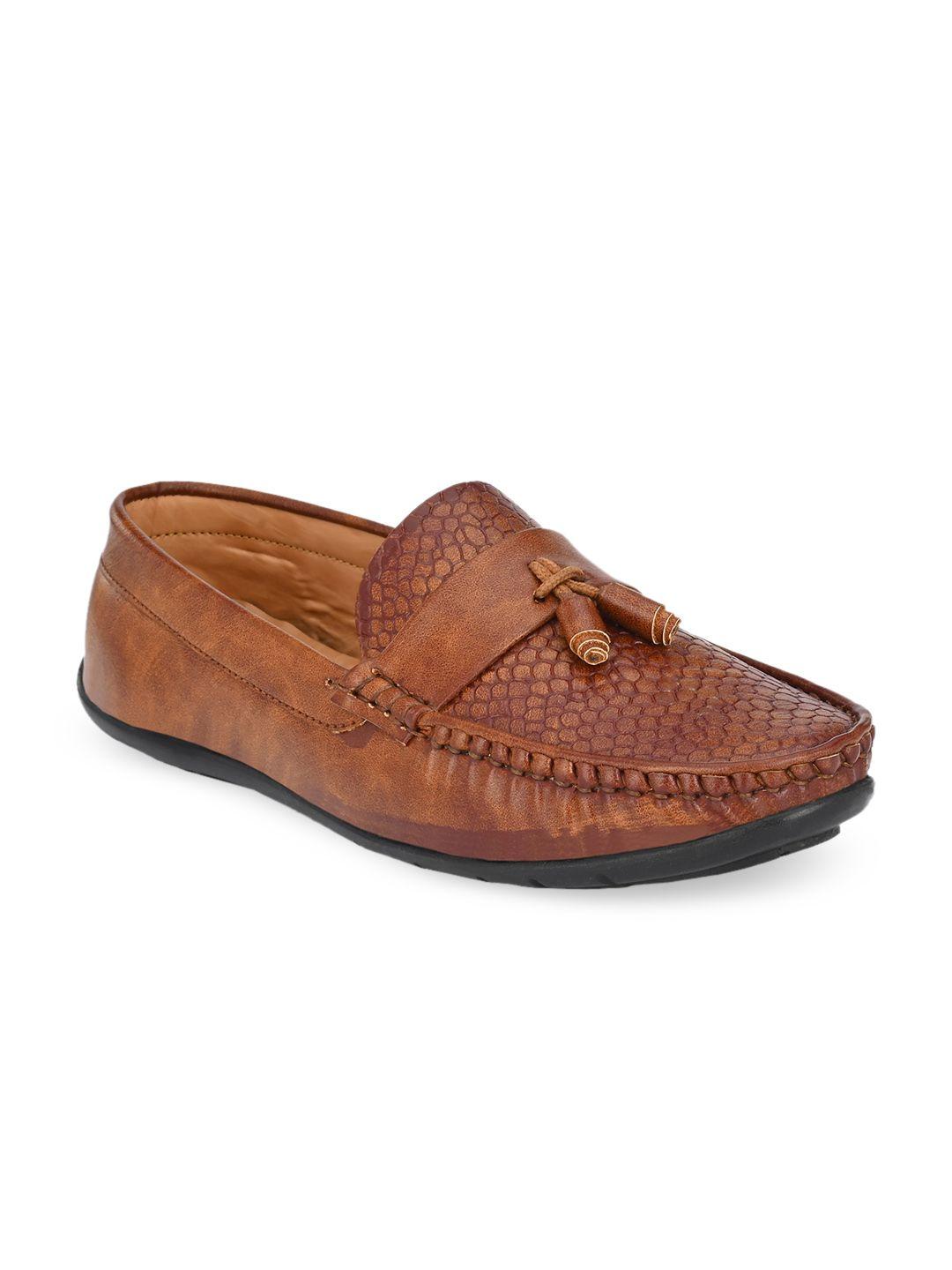 tuskey boys tan woven design loafers