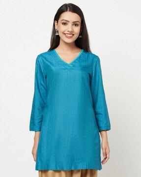 tussar v-neck tunic