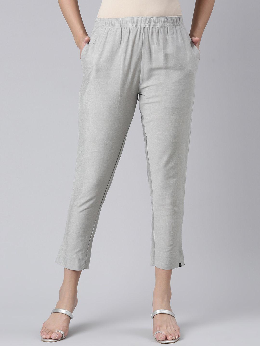 twin birds women mid-rise straight fit cropped trousers