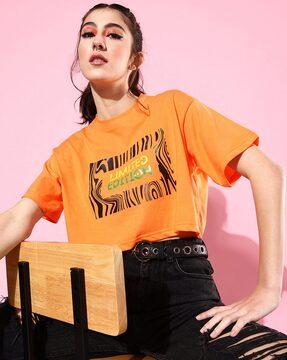 typographic print crop t-shirt