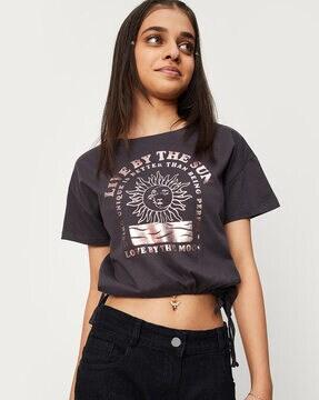 typographic print crop top