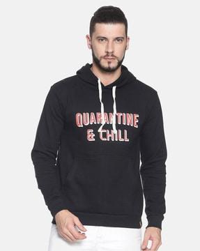 typographic print hooded sweatshirt with ribbed hems