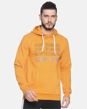 typographic print hooded sweatshirt with ribbed hems