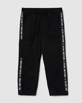 typographic print joggers with drawstrings