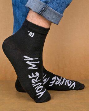 typographic print mid-calf length socks