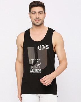 typographic print round-neck vest