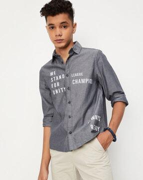 typographic print shirt with spread collar