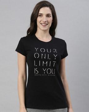 typographic print slim fit crew-neck t-shirt