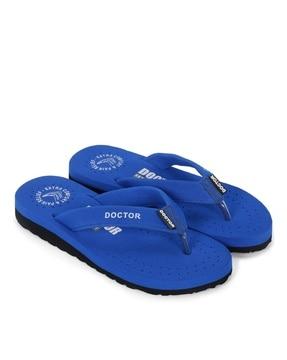 typographic print t-strap flip-flops with perforations