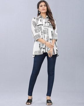 typographic print tunic with collar-neck