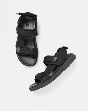 u-xand-2s-sports-sandals