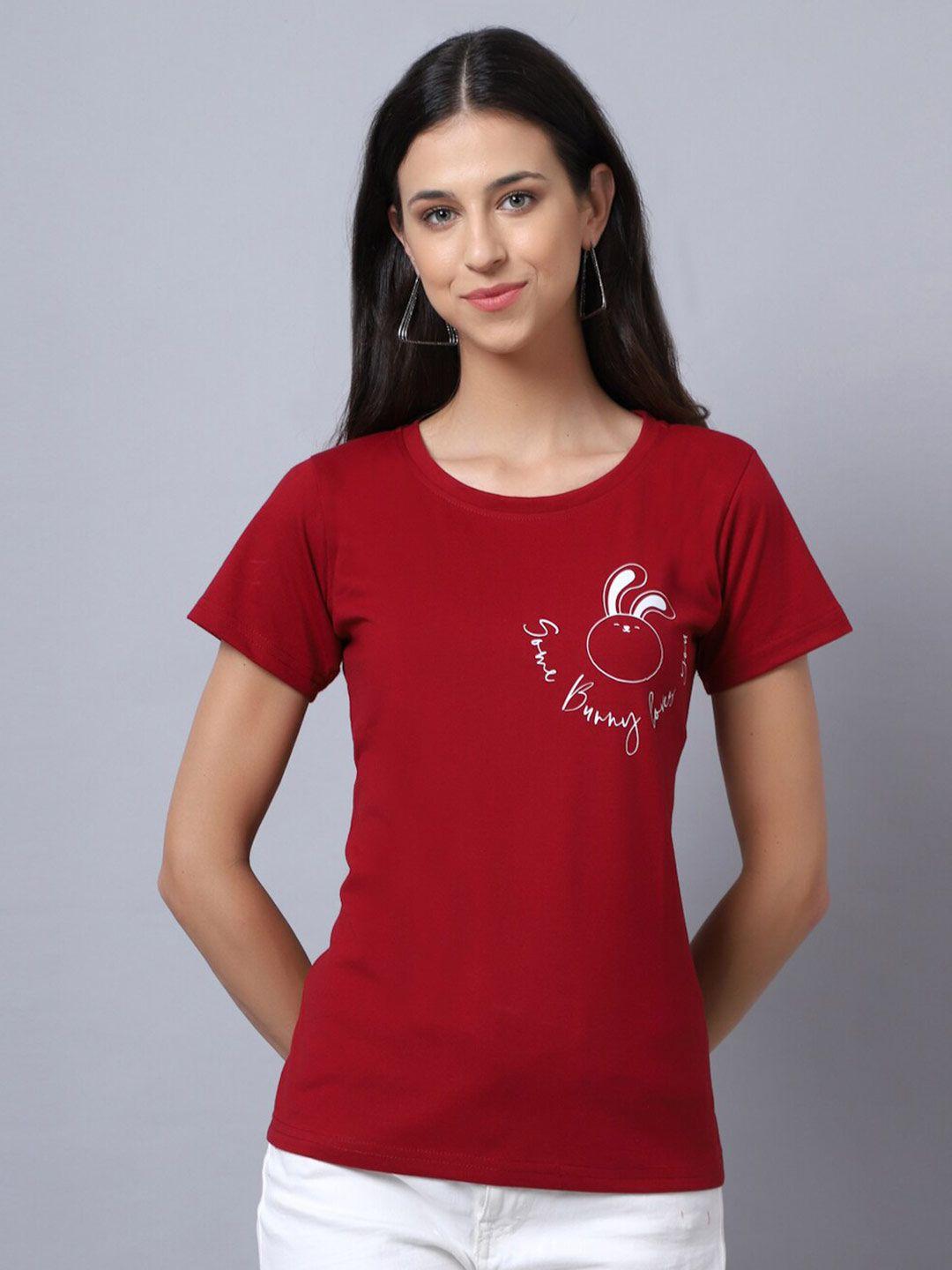 unaone women maroon printed slim fit cotton t-shirt