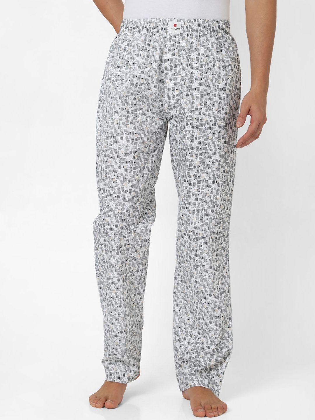 underjeans by spykar men pure cotton geometric print lounge pants